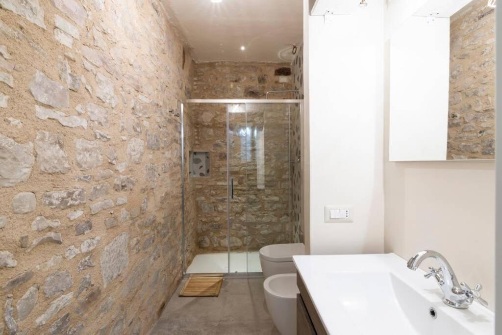 Cornelia Cavern Cosy Studio Apartment In Spello Zewnętrze zdjęcie